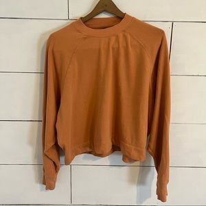 Vuori Organic Cotton Crewneck Sweatshirt. Size Small.